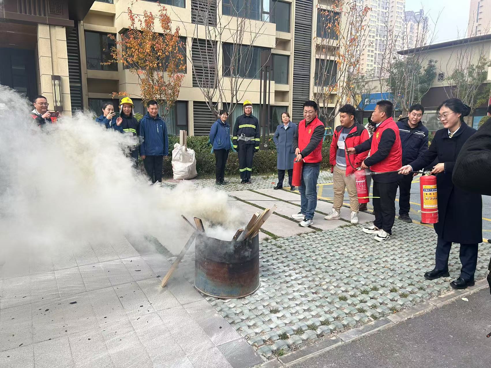 共筑平安防火墻 消防安全進(jìn)萬(wàn)家(圖1)